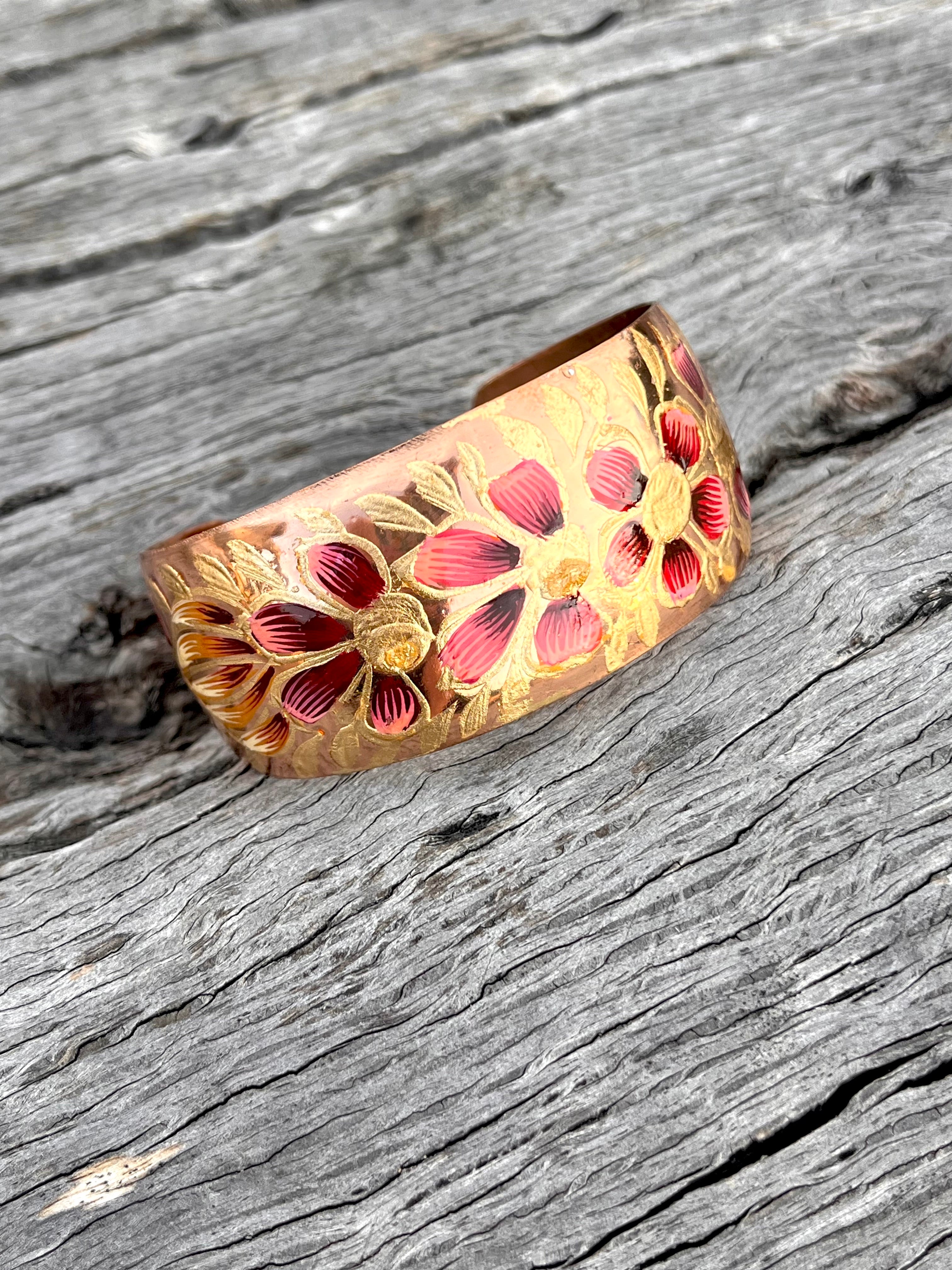 Tsïtsïki Floral Bracelets