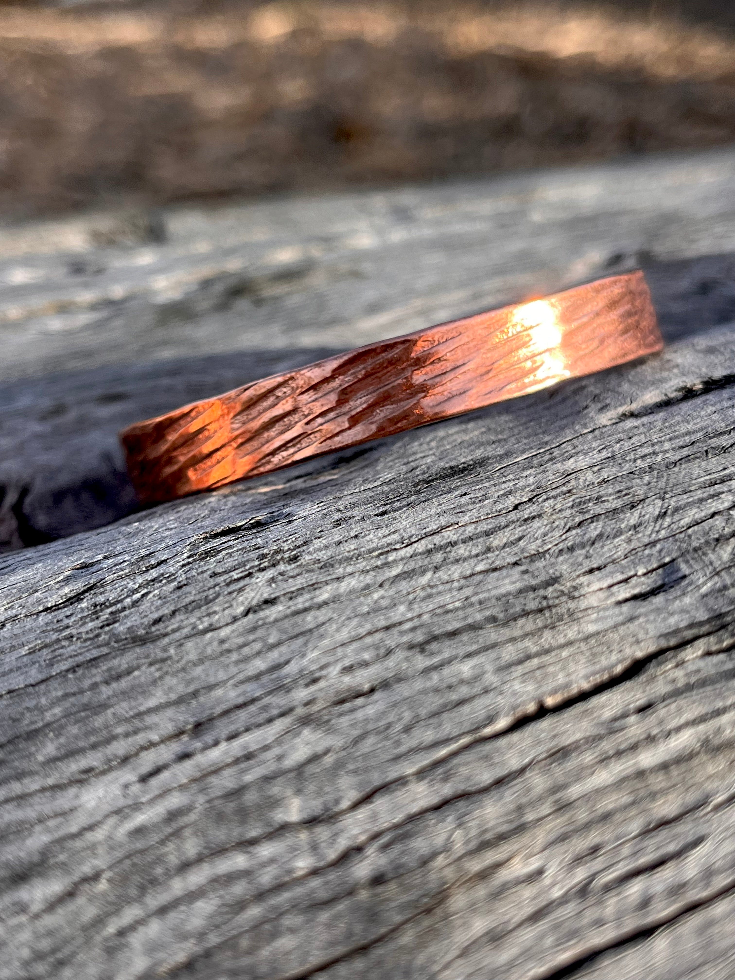 Uémbeni Hand-Hammered Bracelets