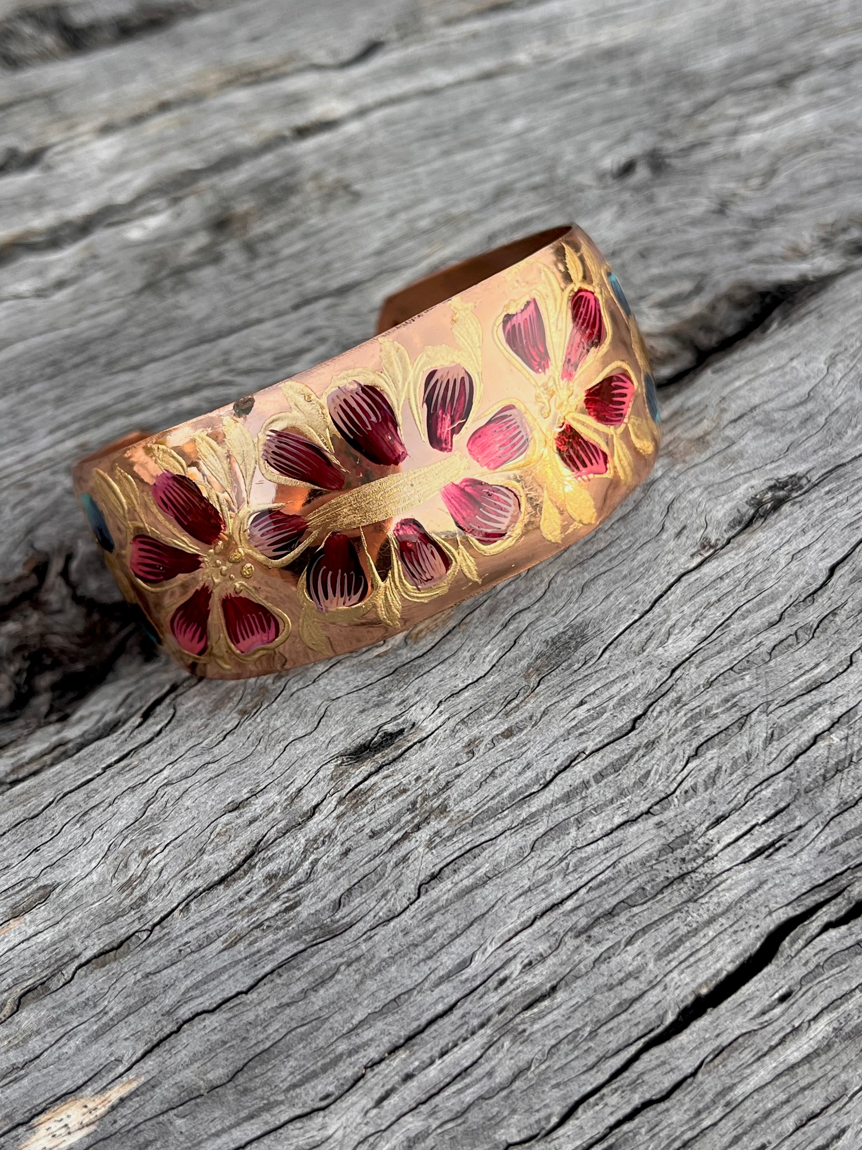 Tsïtsïki Floral Bracelets