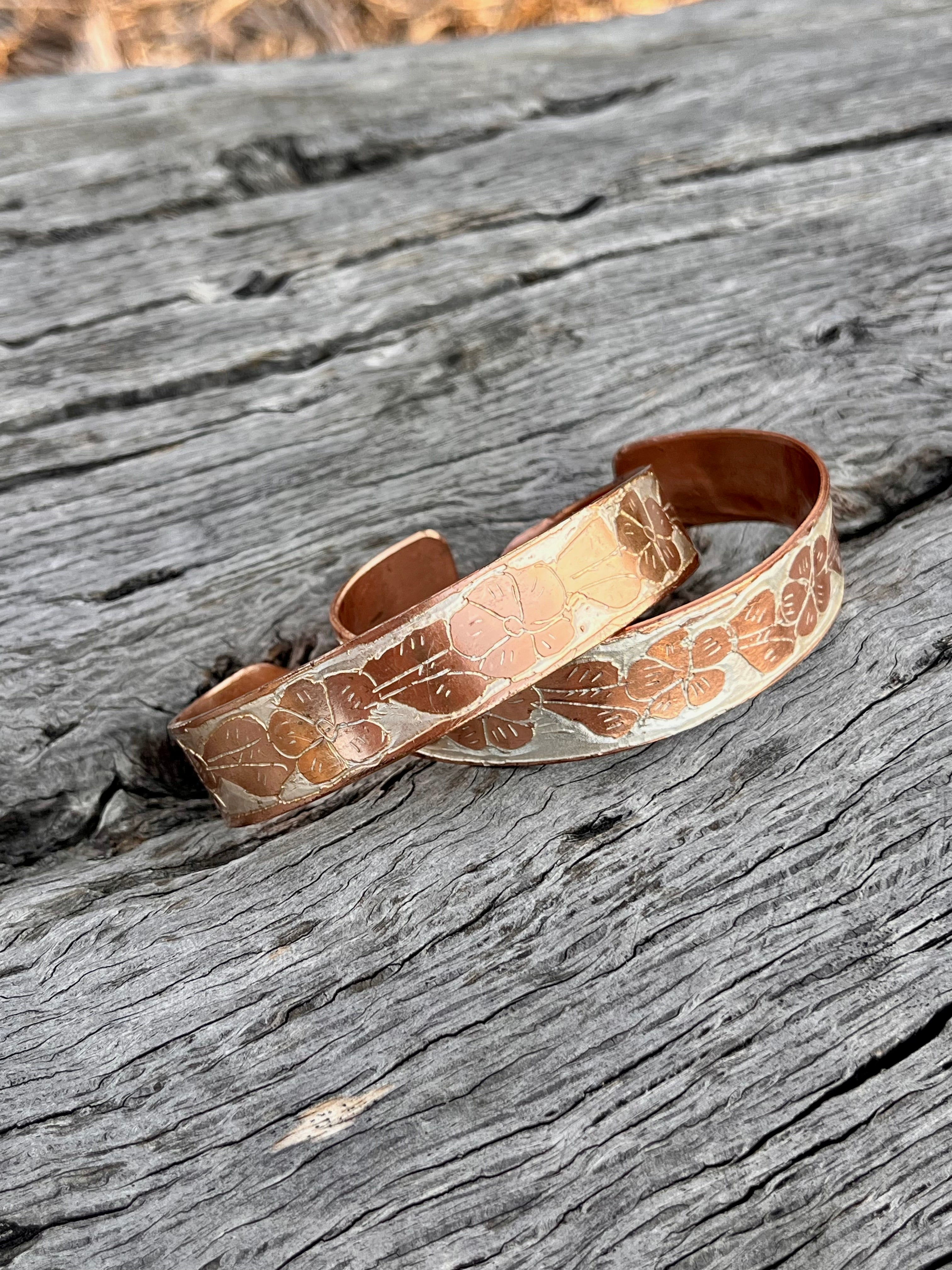 Uémbeni Hand-Hammered Bracelets